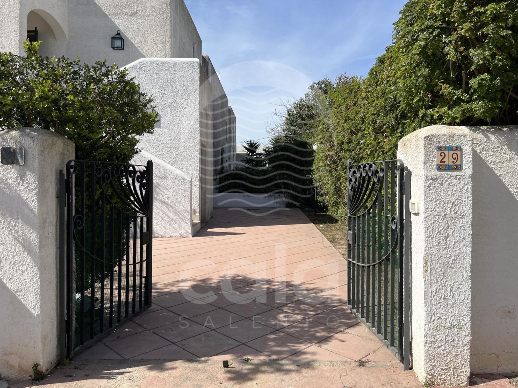Villetta Kalos By Cala Salento Porto Cesareo Bagian luar foto